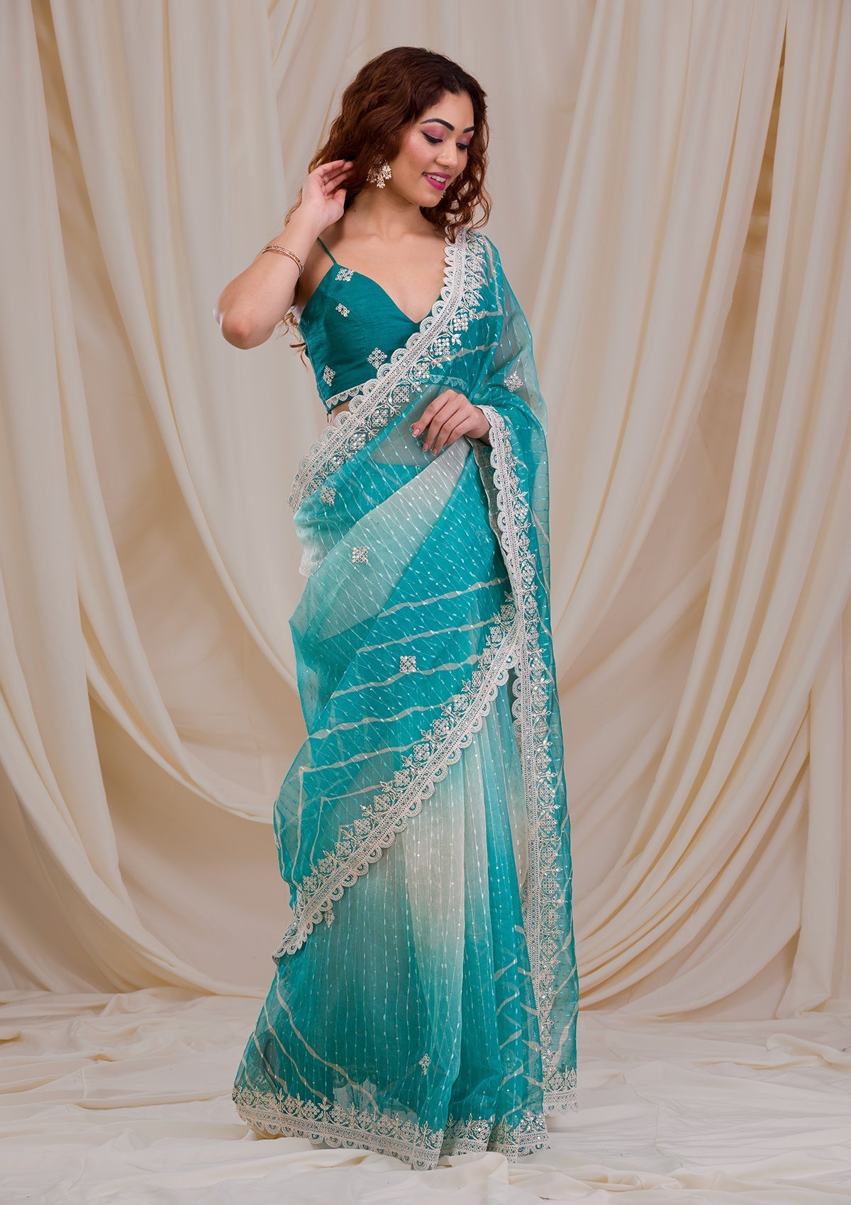 Mehendi Gotapatti Net Saree